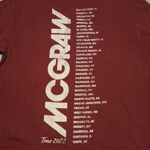 Tim McGraw Tour 2022 T-Shirt Mens Medium Maroon Graphic Concert Tee‎ Merch